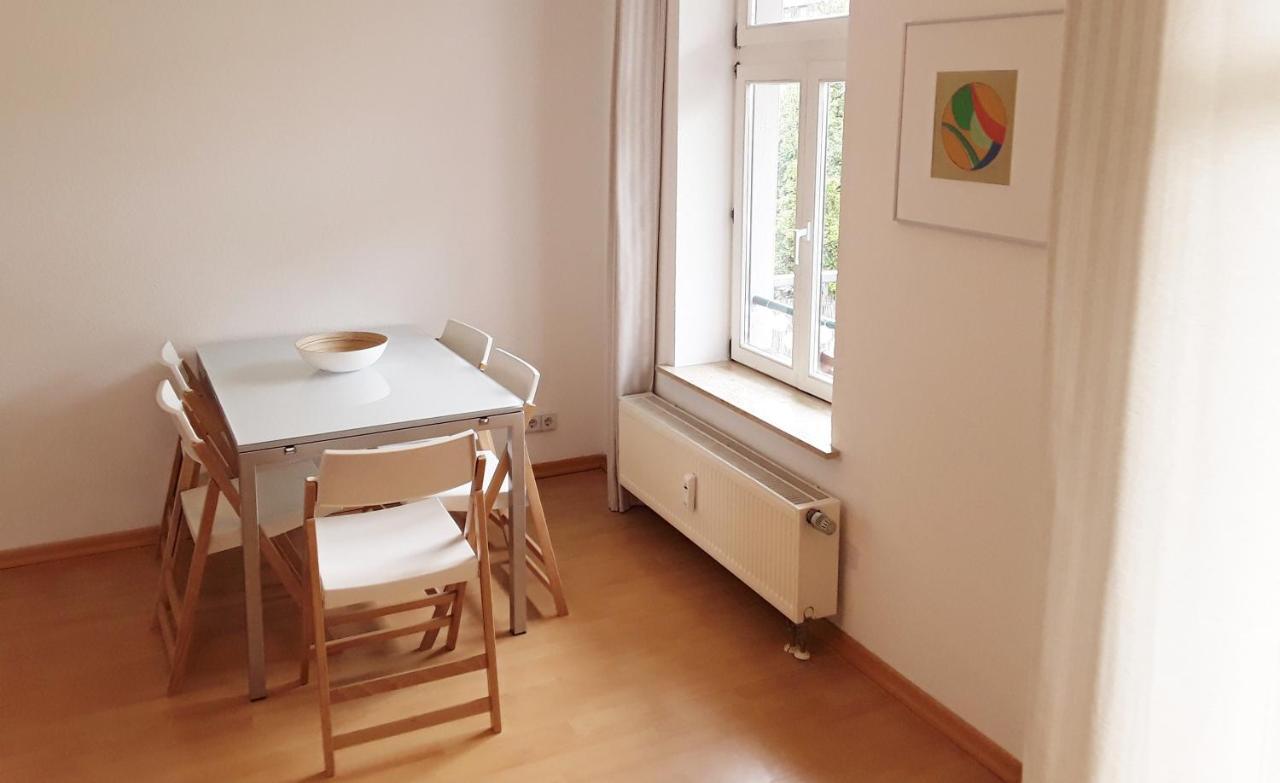 Schöne, ruhige Zweiraumwohnung im angesagten Altlindenau Leipzig Exterior foto