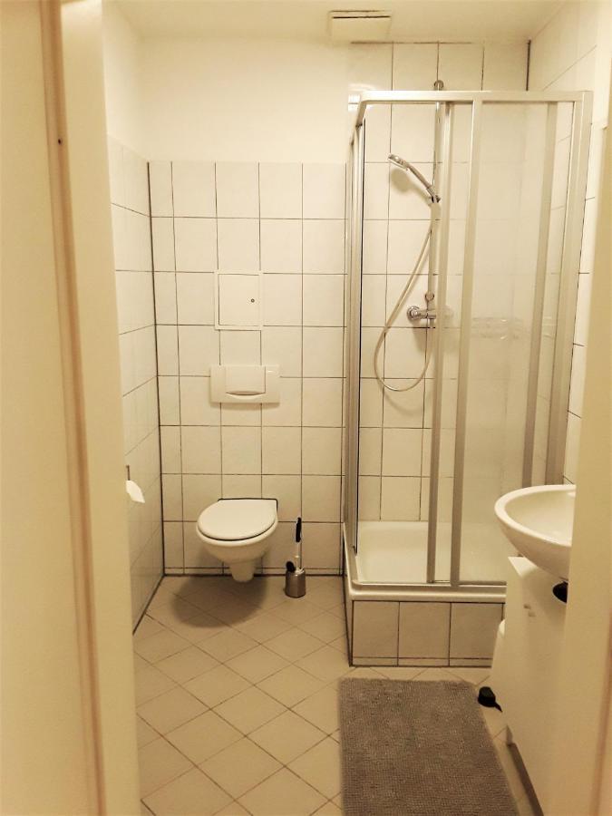 Schöne, ruhige Zweiraumwohnung im angesagten Altlindenau Leipzig Exterior foto