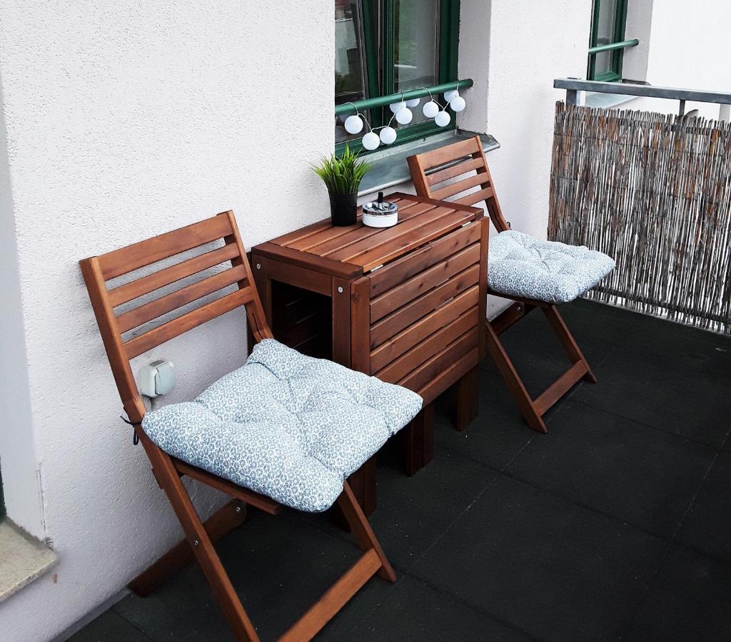 Schöne, ruhige Zweiraumwohnung im angesagten Altlindenau Leipzig Exterior foto