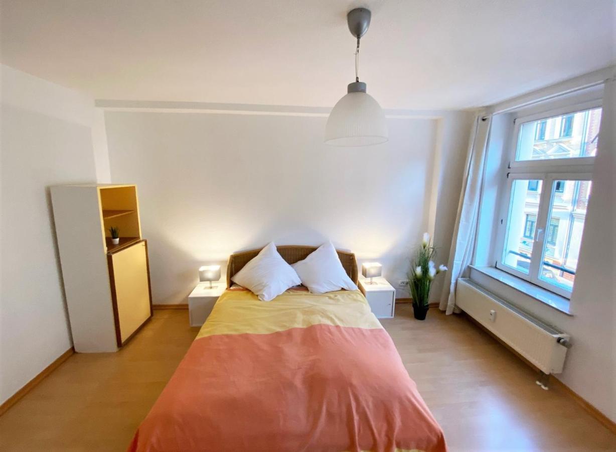 Schöne, ruhige Zweiraumwohnung im angesagten Altlindenau Leipzig Exterior foto