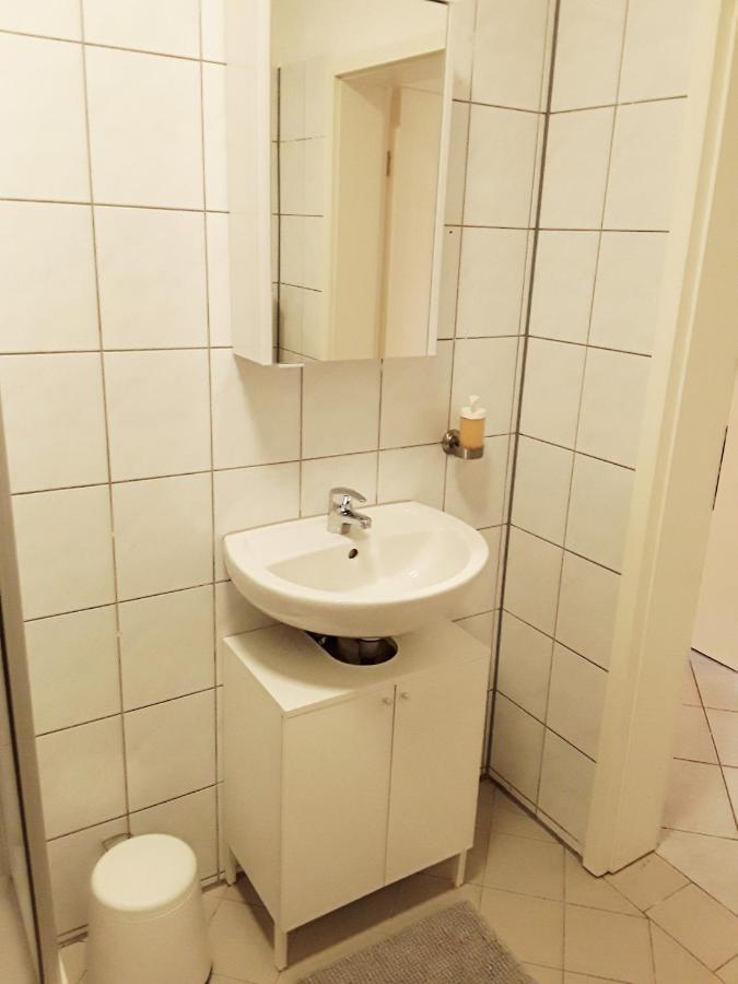 Schöne, ruhige Zweiraumwohnung im angesagten Altlindenau Leipzig Exterior foto