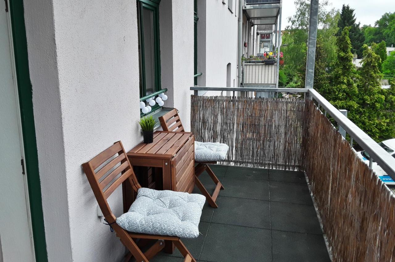 Schöne, ruhige Zweiraumwohnung im angesagten Altlindenau Leipzig Exterior foto